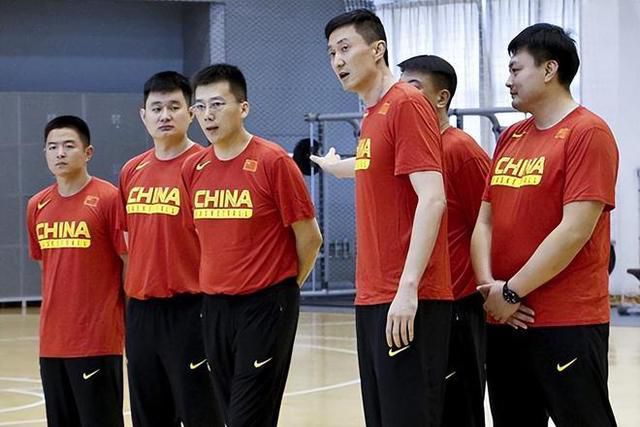 公交车被弄到高潮嗯啊视频